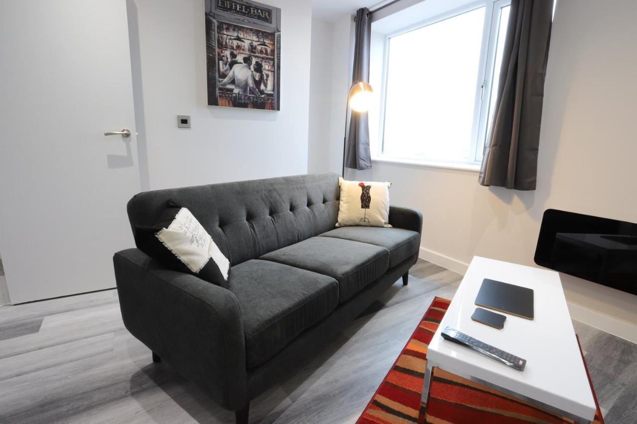 Birmingham Necairport Interchange Shortstay Homebase Eksteriør bilde