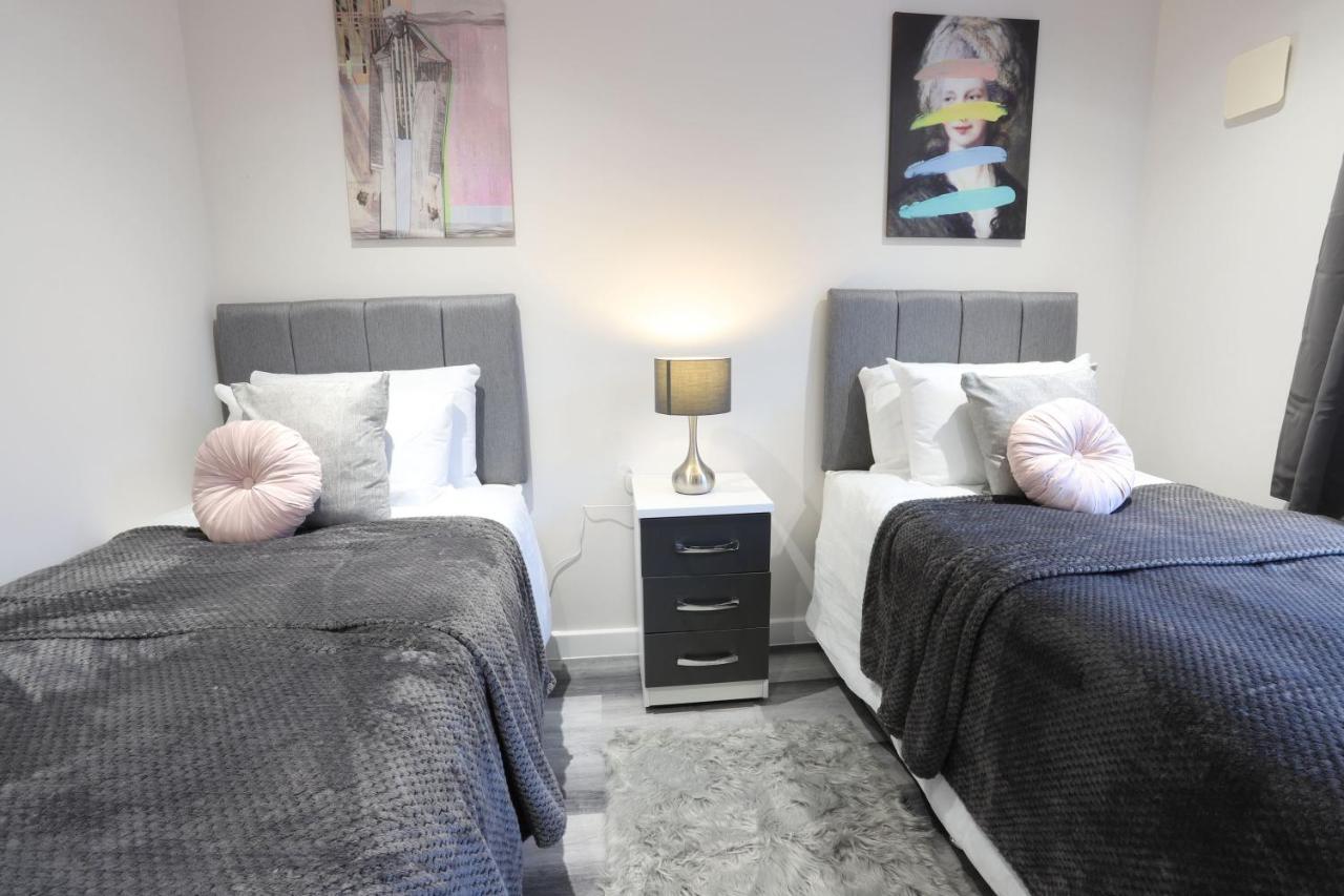 Birmingham Necairport Interchange Shortstay Homebase Eksteriør bilde