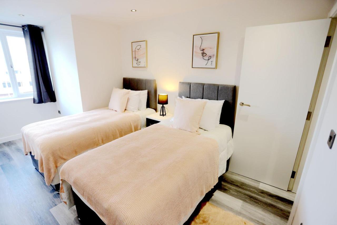Birmingham Necairport Interchange Shortstay Homebase Eksteriør bilde
