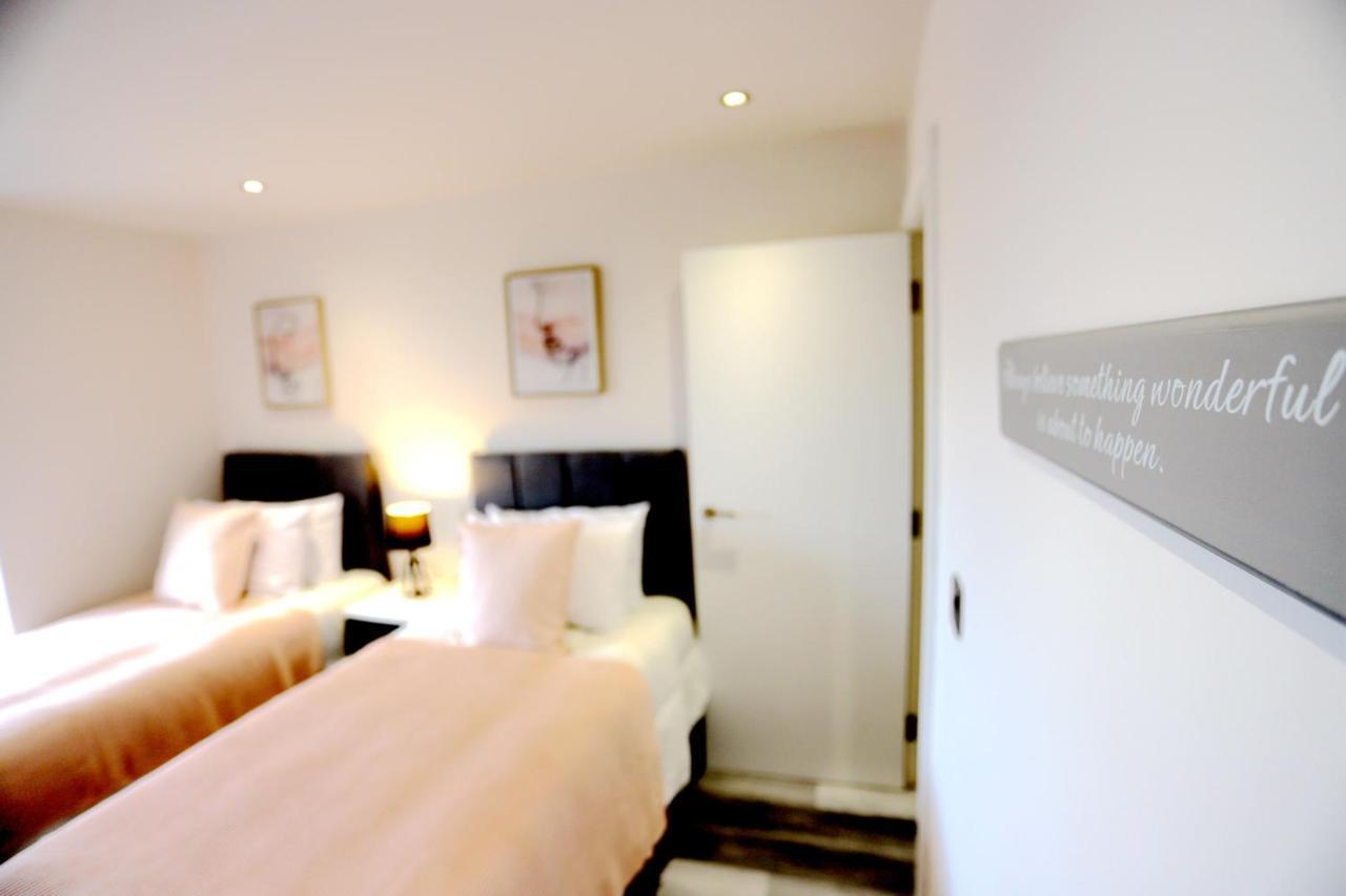 Birmingham Necairport Interchange Shortstay Homebase Eksteriør bilde